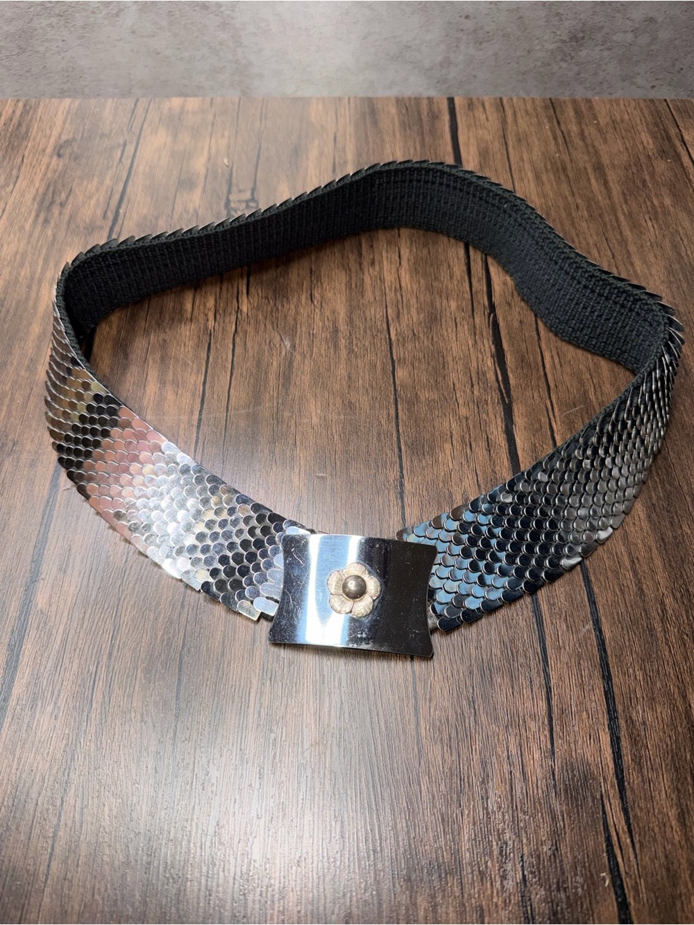 Vintage Retro Silver Fish Scale Stretch Belt Metallic Cinch Floral Buckle disco